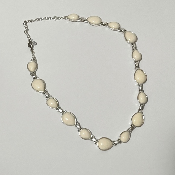 Vintage Napier Station Necklace Cream And Silver Tone Adjustable Signed - Picture 2 of 7